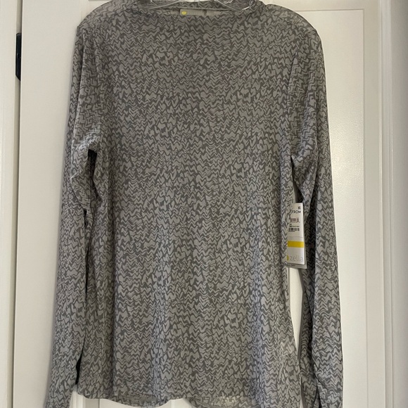 NWT Zella Activewear Long Sleeve Sheer Top (L) - Picture 4 of 7